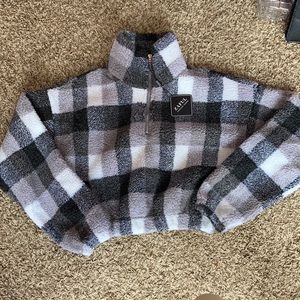 🆕 Zaful half zip up